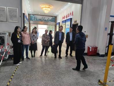 //www.cee.cqu.edu.cn/__local/E/7C/E4/AE211C620B4EC7720B0E24DD9D3_77E59481_1F264.jpg